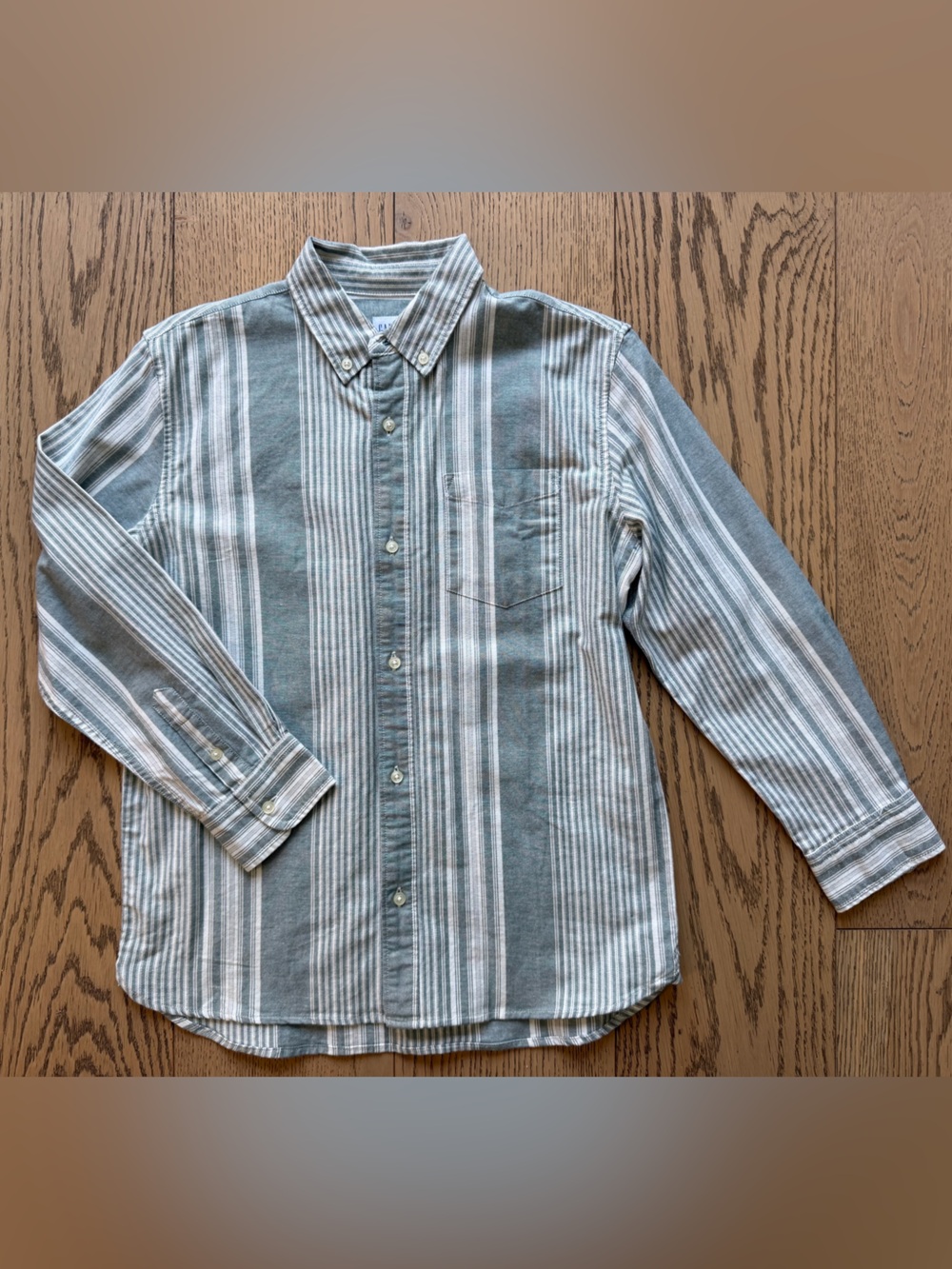 GAP Boys Button-Down Long-Sleeve Oxford Shirt NEVER WORN Sz 12 Husky